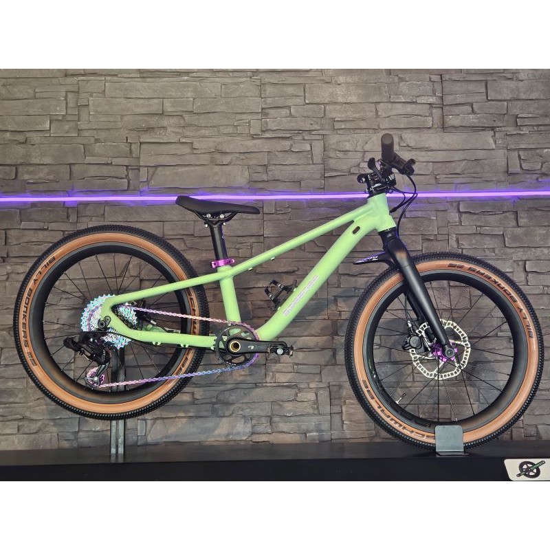 Sqeeder V4 Kids MTB Disc Starrgabel...